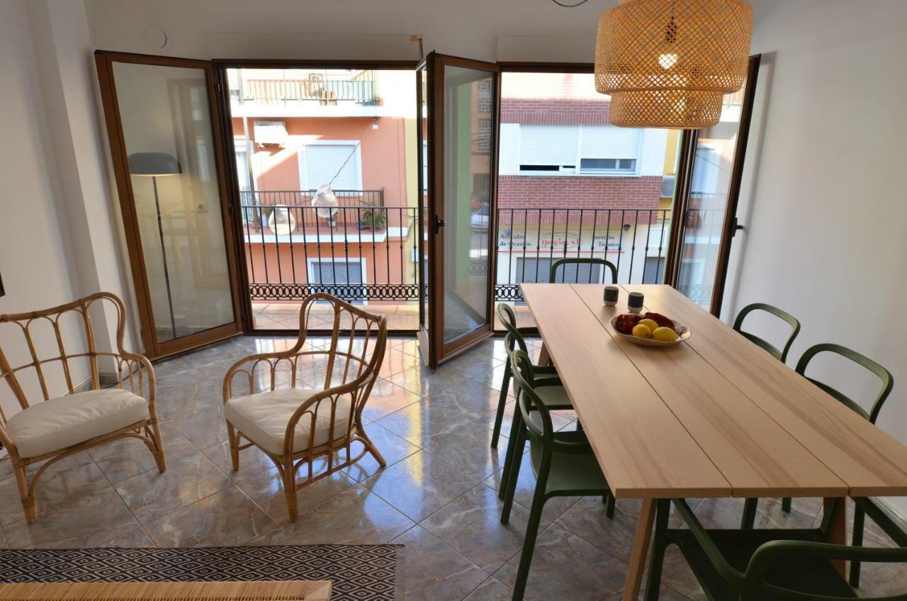 The Green Townhouse In Denia Centre By Nras Bagian luar foto