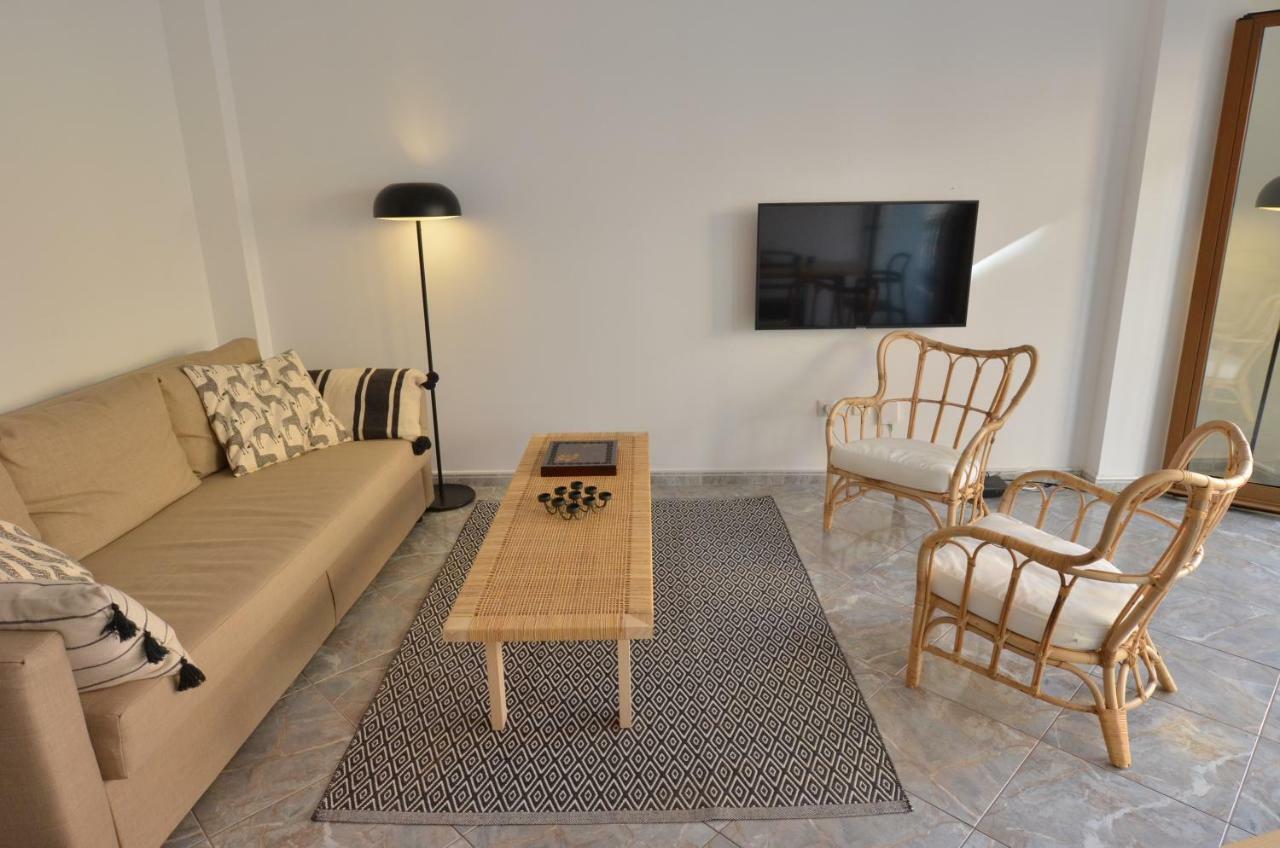 The Green Townhouse In Denia Centre By Nras Bagian luar foto