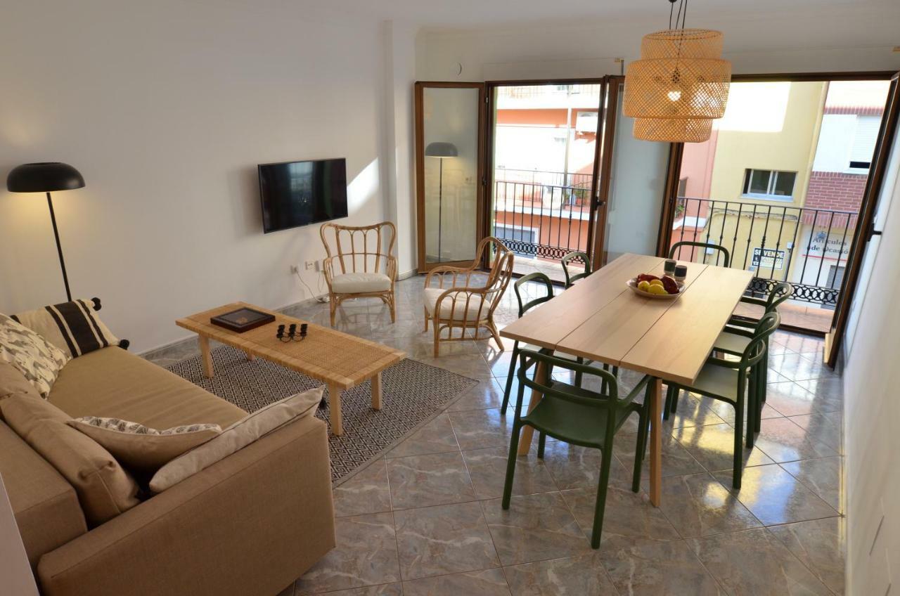 The Green Townhouse In Denia Centre By Nras Bagian luar foto