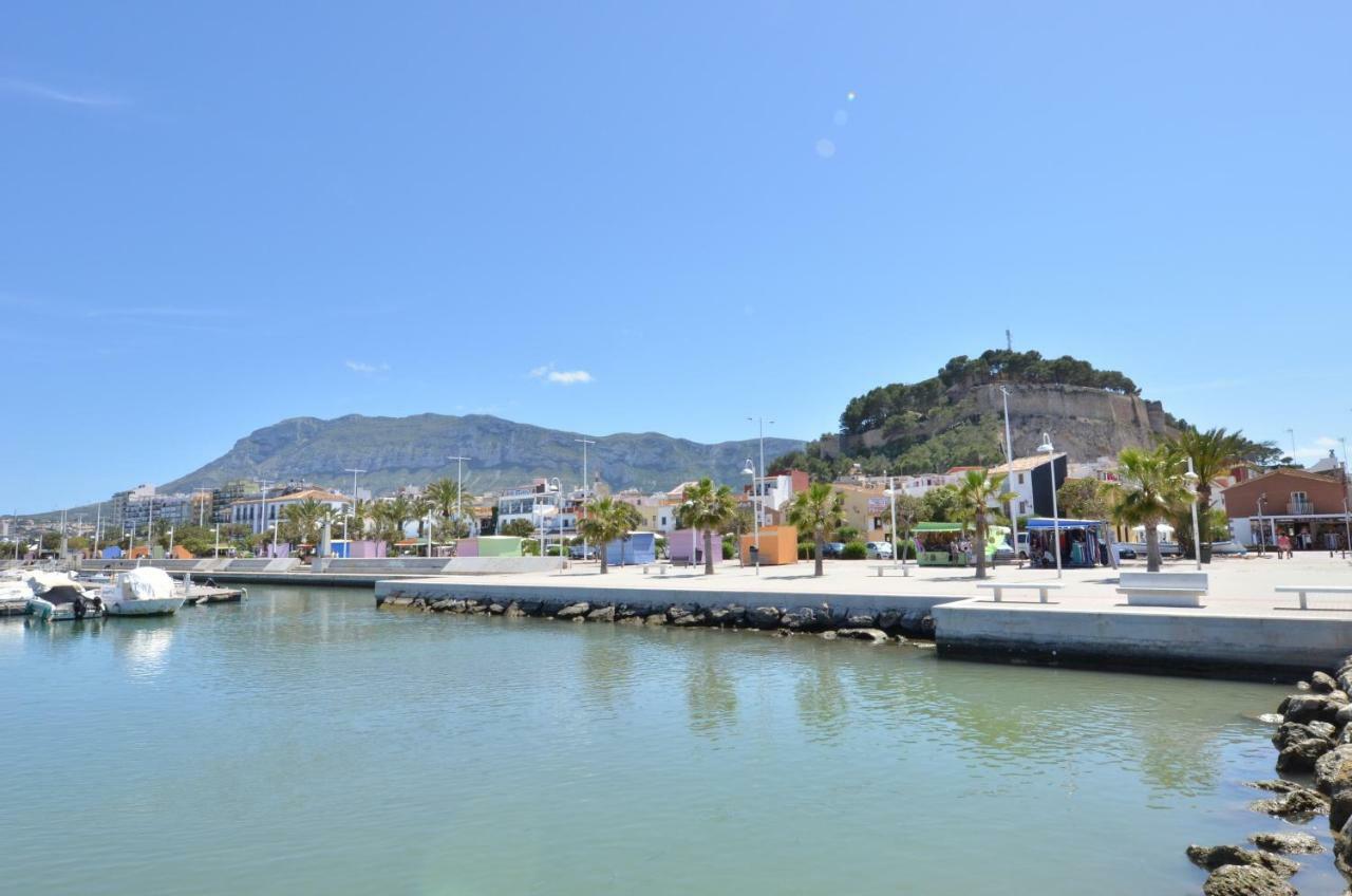 The Green Townhouse In Denia Centre By Nras Bagian luar foto